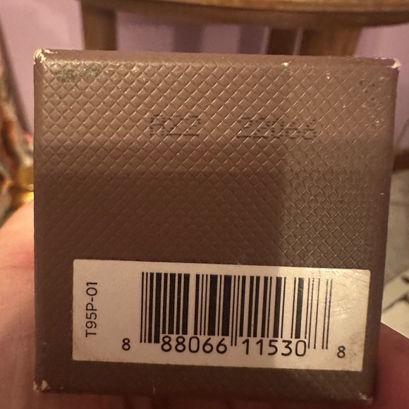 Tom Ford Ébène Fumé Eau de Parfum in Black and Gold - Picture 8 of 8